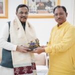भाजपा के राष्ट्रीय महासचिव विनोद तावड़े ने मुख्यमंत्री विष्णु देव साय से की सौजन्य मुलाकात