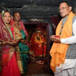 मुख्यमंत्री  विष्णुदेव साय ने मां दंतेश्वरी की पूजा-अर्चना कर प्रदेशवासियों की सुख-समृद्धि और खुशहाली की कामना की