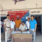 मुंगेली पुलिस अधीक्षक श्री भोजराम पटेल (भा.पु.से.) के निर्देशन में थाना सरगांव क्षेत्रान्तर्गत कोयला व्यापारी आत्महत्या के प्रकरण मे 04 आरोपियो को किया गया गिरफ्तार