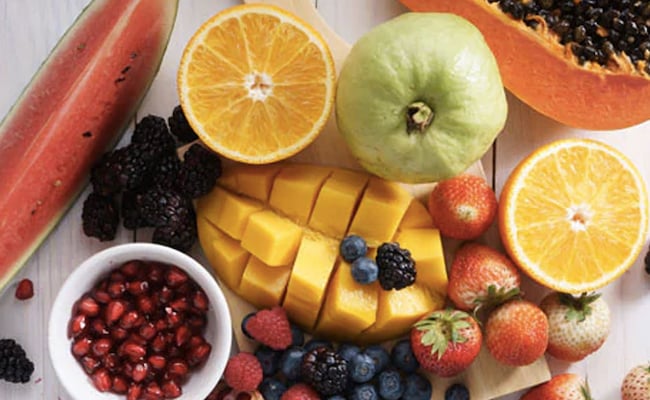 r21vm7so_fruits_625x300_16_May_23