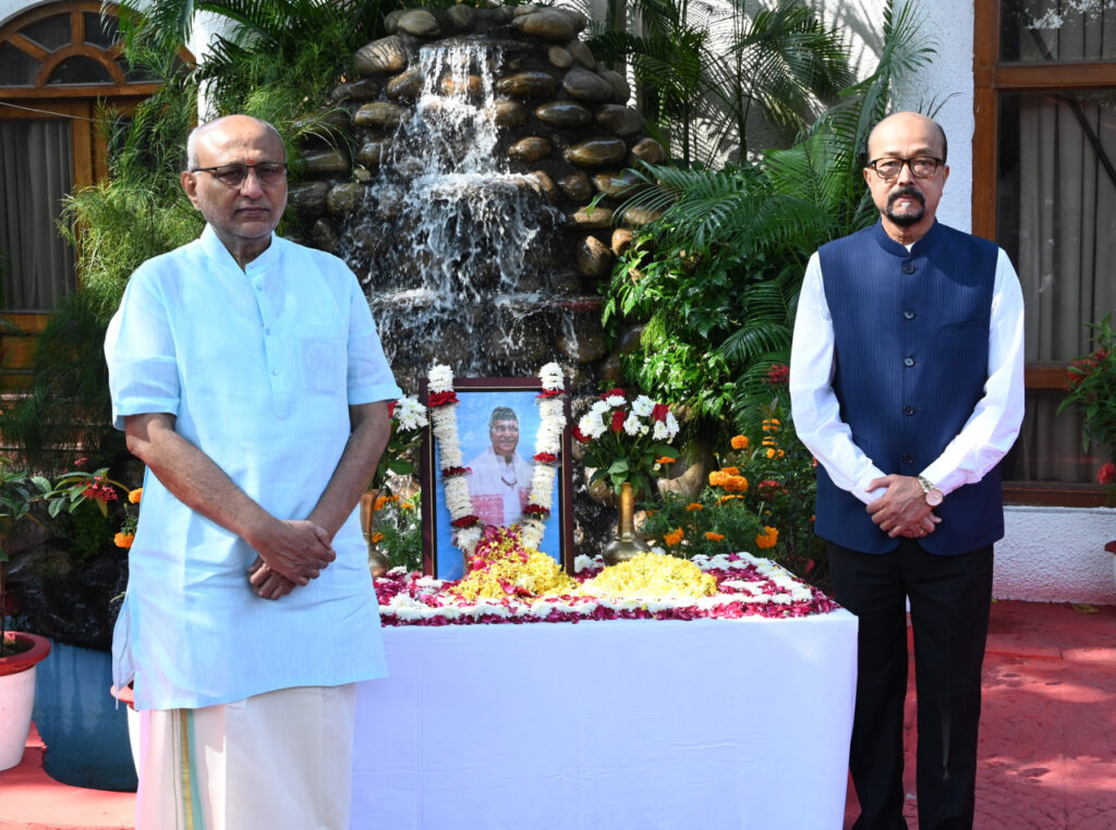 1762333609_317a154a5386bdd09989