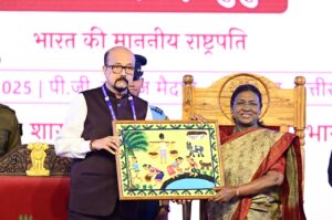 1763629417_21b425a170440b215f26