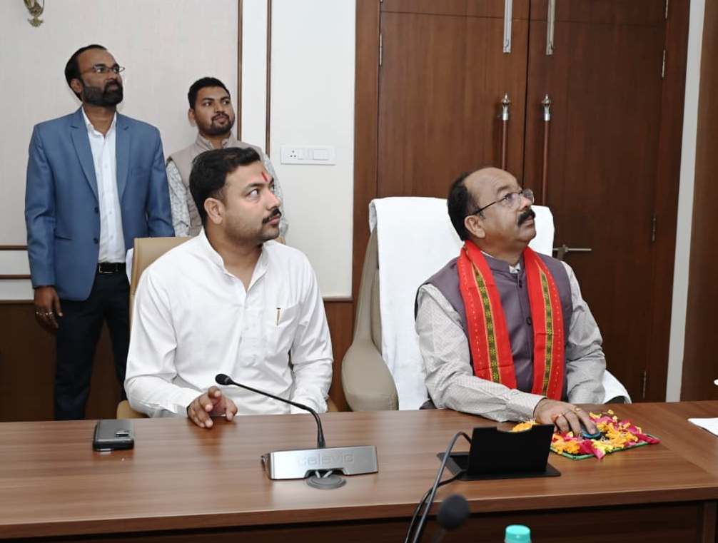 1764241950_41629361a350412a6642