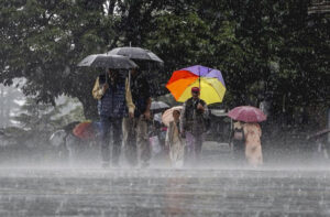 2025_4image_23_11_456802451delhirainalertnew