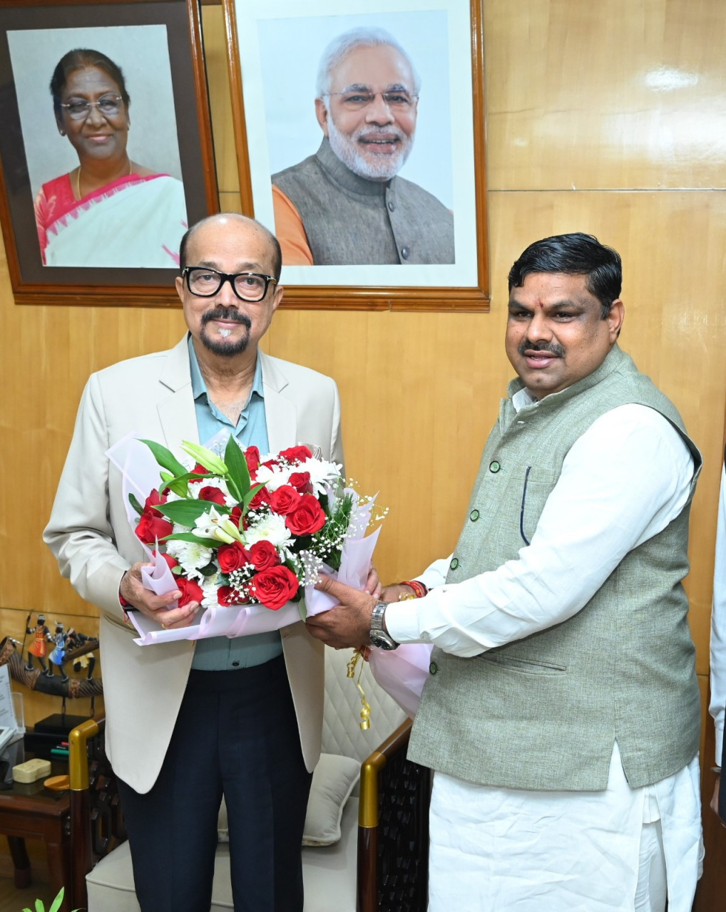 1767341975_73479405d33585a70444 (1)