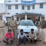 धमतरी पुलिस की त्वरित कार्यवाही – आलेखुंटा -सिंगपुर मार्ग में लूटपाट एवं मारपीट करने वाले 03 आरोपी गिरफ्तार…