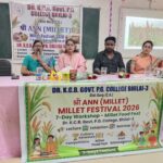 भिलाई–3 महाविद्यालय में सात दिवसीय मिलेट्स प्रशिक्षण कार्यशाला में ज्वार, बाजरा,रागी से पौष्टिक केक,कपकेक,कुकीज़, बनाकर किया गया शुभारंभ…