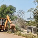 अवैध अफीम खेती प्रकरण से जुड़े व्यक्तियों के अवैध अतिक्रमण पर पुलिस और प्रशासन की कार्रवाई – बुलडोजर चलाकर अतिक्रमण हटाया गया…