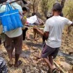 17 किमी खाट पर ढोया मरीज: गरियाबंद में स्वास्थ्य व्यवस्था की खुली पोल…