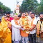 हिन्दू नववर्ष पर सेक्टर 09 चौक में लहराया विशाल भगवाध्वज, साामूहिक हनुमान चलीसा के साथ हुई महाआरती…