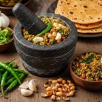 महाराष्ट्र का तीखा स्वाद घर पर बनाइए: जानिए हरी मिर्च और लहसुन से बनने वाली असली महाराष्ट्रीयन ठेचा रेसिपी…