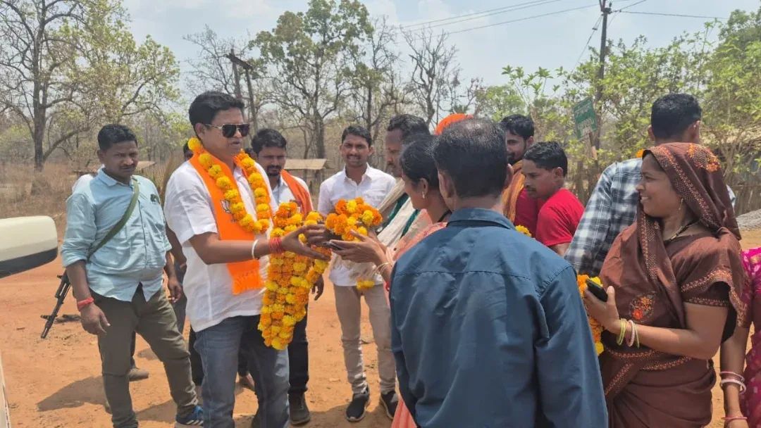 भाजपा स्थापना दिवस पर “गांव चलो, बूथ चलो अभियान” के तहत महेश गागड़ा का दौरा।।