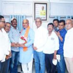 श्री साई मंदिर समिति की नई कार्यकारिणी ने जनप्रतिनिधियों से लिया मार्गदर्शन, मंदिर के विकास पर की चर्चा…