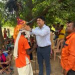 माओवाद के साए से विकास की राह पर बोडगा।।पहली बार पहुंचे कलेक्टर और जिला पंचायत सीईओ।।