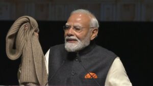 6a51f9f2b3008-modi-in-new-zealand-110813581-16x9