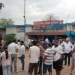 स्मृति नगर स्थित ऐरिना कैपिटल के डायरेक्टर योगेश साहू पुलिस हिरासत में, निवेशकों ने सुपेला थाने पहुंचकर की कड़ी कार्रवाई की मांग…