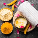 ऑयली स्किन-टैनिंग से हैं परेशान, तो आजमाएं बेसन और टमाटर का फेस पैक…