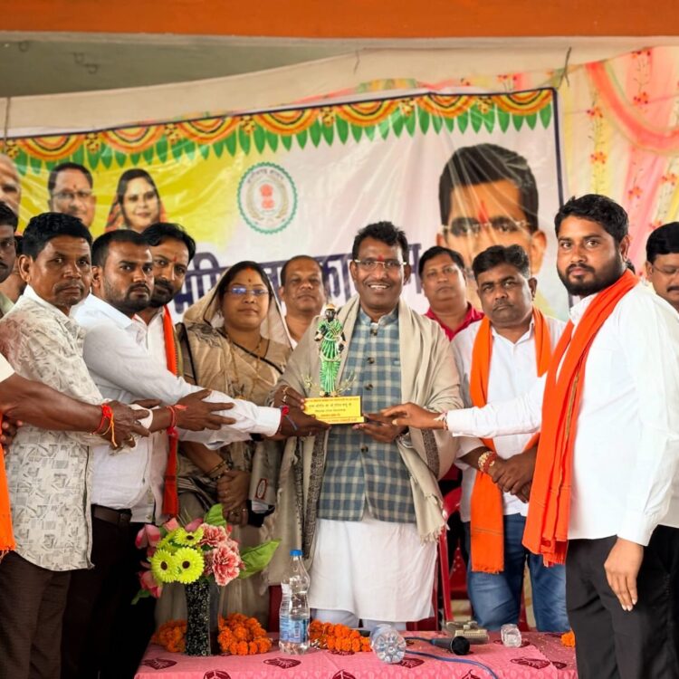 राजिम विधायक रोहित साहू ने ग्राम हरदी और नवापारा में उप स्वास्थ्य केंद्र के लिए किया भूमिपूजन …