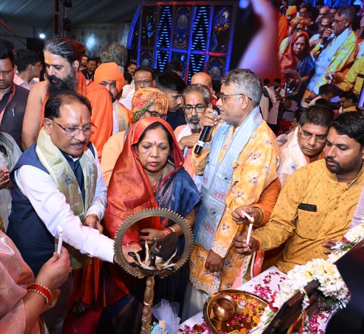 दही हांडी हमें एकता, सहयोग और टीम भावना की शक्ति का संदेश देती है : मुख्यमंत्री श्री साय