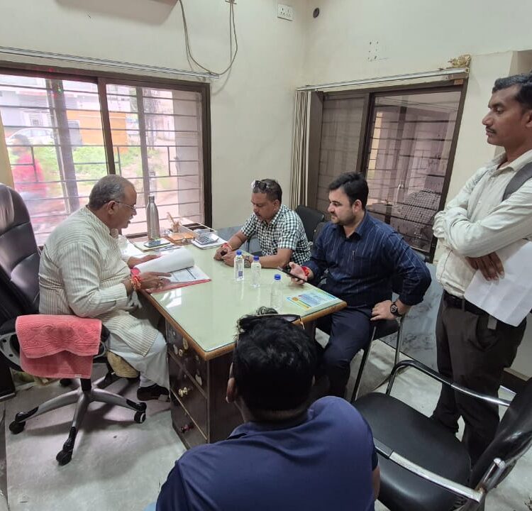 नगर निगम रायपुर द्वारा बकाया राजस्व वसूली अभियान तेजी से निरंतर जारी…