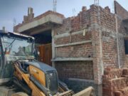 नगर निगम जोन 6 क्षेत्र में रावतपुरा कालोनी फेस 2 में बिल्डरो द्वारा ले आउट के बाहर निर्मित लगभग 40 अवैध निर्माणो को हटाने की अभियान चलाकर कार्रवाई…