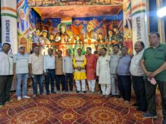 कला मंदिर परिवार गंजपारा दुर्ग में गणेश चतुर्थी पर विराजे गणपति बप्पा, भारत माता एवं सैनिकों की झांकी रही आकर्षण का केंद्र…