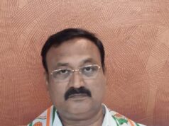 छत्तीसगढ़ की विष्णुदेव साय सरकार द्वारा शिक्षकों के बेजा इस्तेमाल और शिक्षा व्यवस्था के हो रहे अवमूल्यन के विरोध में जिला कांग्रेस कमेटी भिलाई के प्रवक्ता जावेद खान ने कहा है कि शिक्षकों से पढ़ाने का अधिकार छीनकर राजनीतिक उत्सवों में झोंक रही साय सरकार *शिक्षा व्यवस्था के साथ हो रहा निर्मम खिलवाड़…