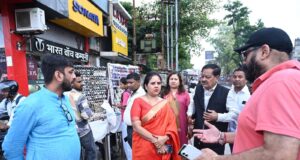 महापौर मीनल चौबे ने जयस्तंभ चौक के पास रायपुर नगर निगम संस्कृति विभाग की गणेश विसर्जन झांकी पंडाल की व्यवस्था का किया प्रत्यक्ष निरीक्षण दिये आवश्यक निर्देश…