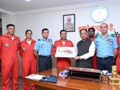 मुख्यमंत्री विष्णु देव साय से भारतीय वायु सेना की सारंग हेलीकॉप्टर डिस्प्ले टीम ने की सौजन्य मुलाकात…