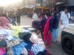 टीम प्रहरी अभियान अंतर्गत नगर निगम जोन 4 क्षेत्र में बैजनाथपारा चौक से एवरग्रीन चौक के मुख्य मार्ग को अतिक्रमण से मुक्त करवाकर कब्जाधारियों से कुल 12500 रूपये ई चालान वसूला गया…