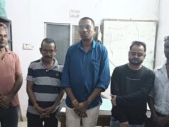 धमतरी पुलिस का जुआरियों पर कड़ा प्रहार: नगरी में काट पत्ती जुआ खेलते 5 जुआरी रंगे हाथ गिरफ्तार…