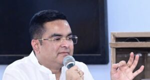 जनता की सुरक्षा सर्वोपरि, विधायक रिकेश ने सुरक्षा कर्मियों की संख्या कम करने मुख्यमंत्री को लिखा पत्र…
